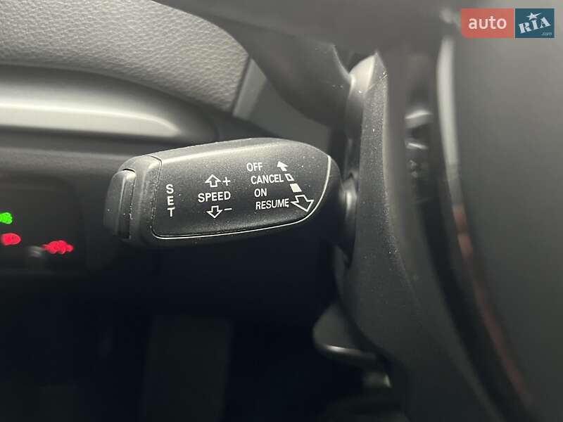 Седан Audi A3 2015 в Рівному