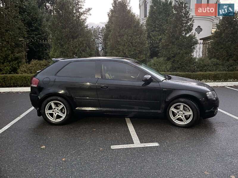 Хэтчбек Audi A3 2004 в Киеве фото Хэтчбек Audi A3 2004 в Киеве