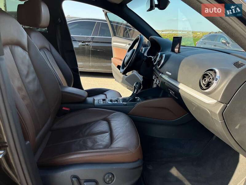 Хэтчбек Audi A3 2016 в Львове