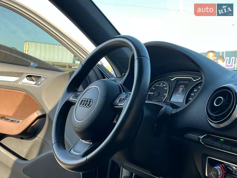 Хэтчбек Audi A3 2016 в Львове