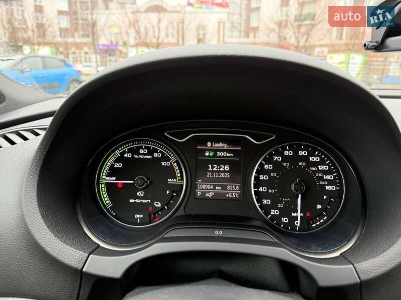 Хетчбек Audi A3 2016 в Ірпені