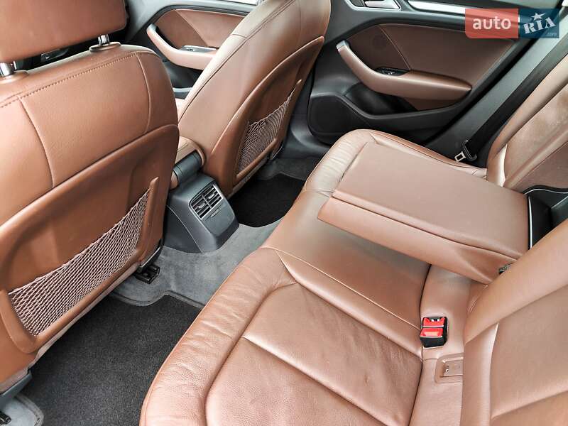 Седан Audi A3 2015 в Києві