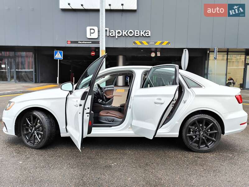 Седан Audi A3 2015 в Києві