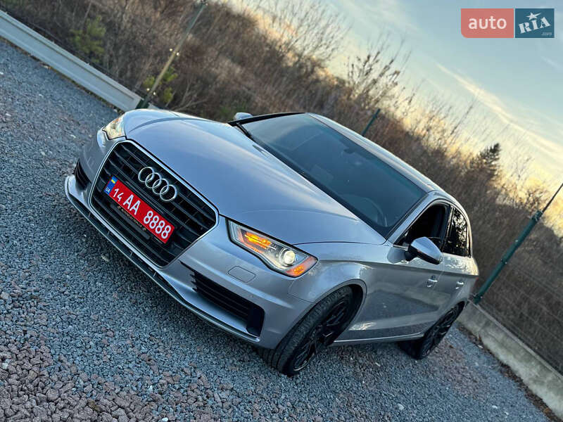 Седан Audi A3 2016 в Дрогобичі