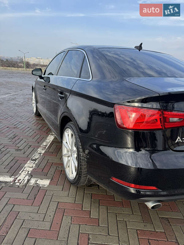Седан Audi A3 2014 в Харькове