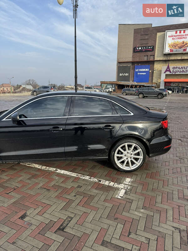 Седан Audi A3 2014 в Харькове