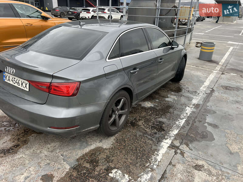 Седан Audi A3 2014 в Киеве фото 3 Седан Audi A3 2014 в Киеве