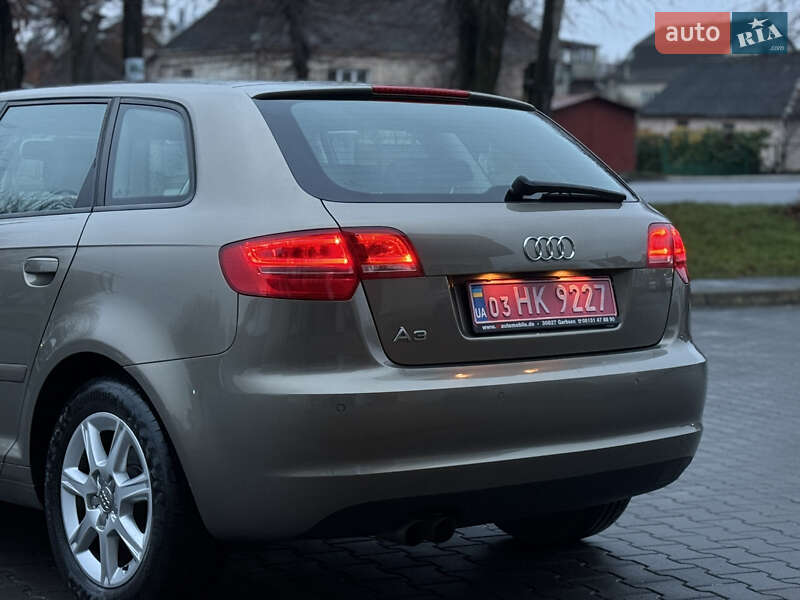 Хетчбек Audi A3 2009 в Старокостянтинові