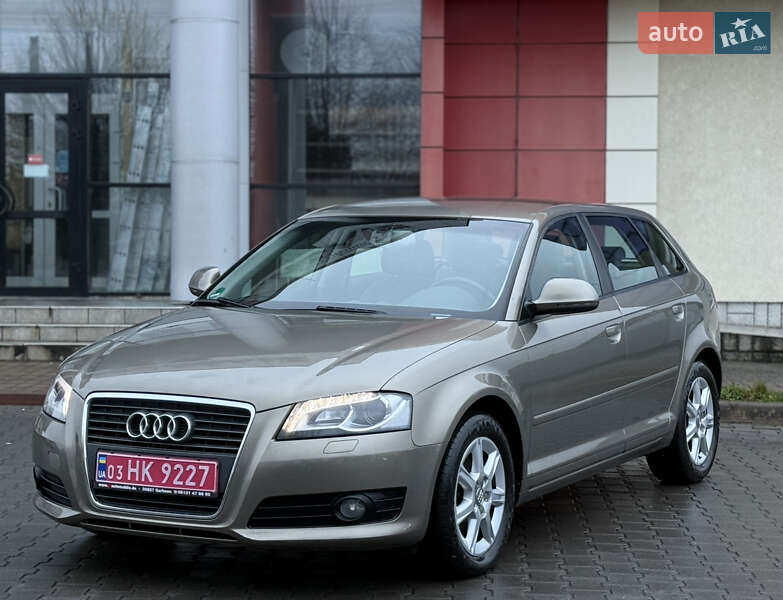 Хетчбек Audi A3 2009 в Старокостянтинові