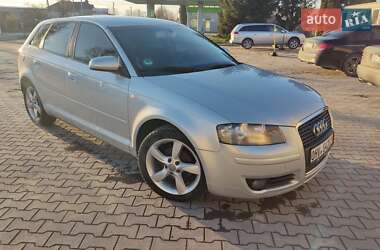 Хэтчбек Audi A3 2004 в Гусятине