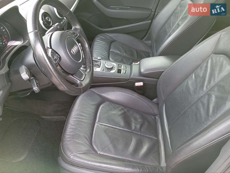 Седан Audi A3 2014 в Києві