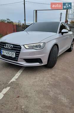 Седан Audi A3 2016 в Чернігові