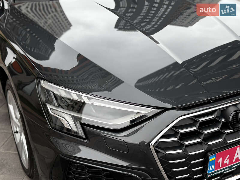 Седан Audi A3 2023 в Киеве