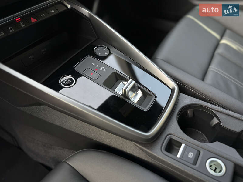 Седан Audi A3 2022 в Одессе