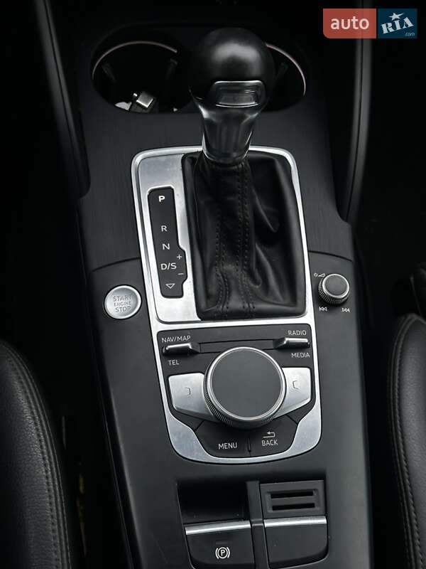 Хэтчбек Audi A3 2016 в Львове