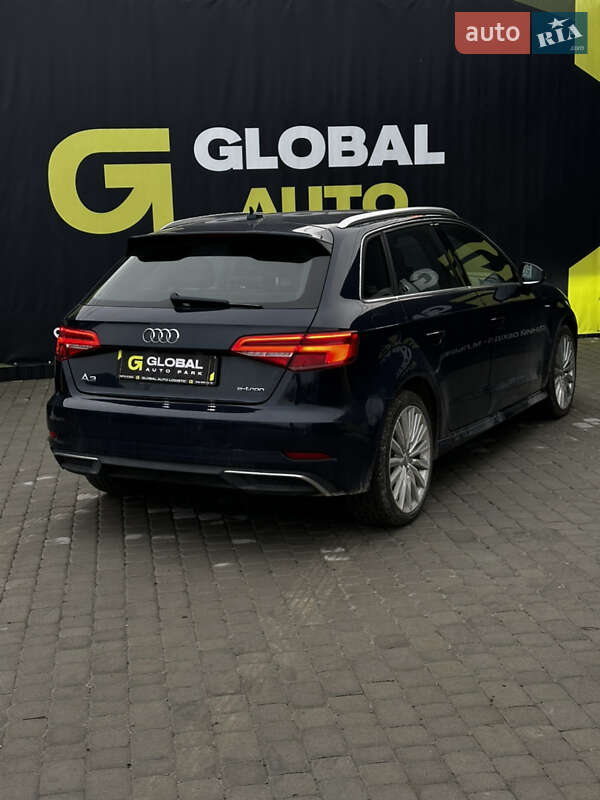 Хэтчбек Audi A3 2016 в Львове