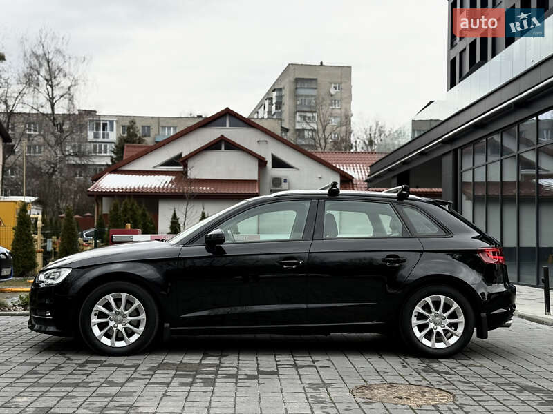 Хетчбек Audi A3 2016 в Львові