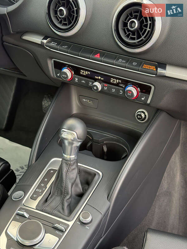 Хэтчбек Audi A3 2018 в Черновцах