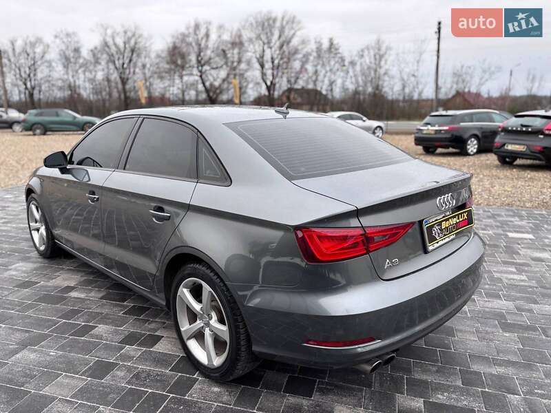 Седан Audi A3 2015 в Коломые