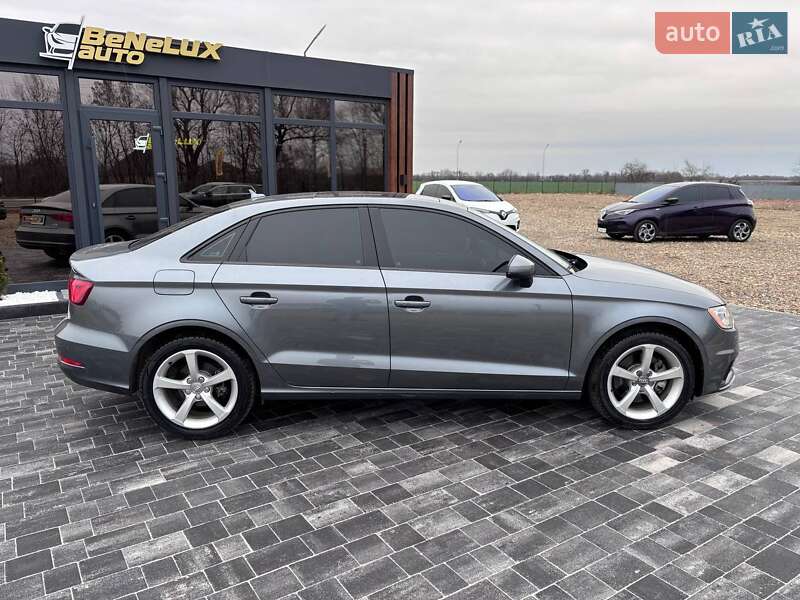 Седан Audi A3 2015 в Коломые