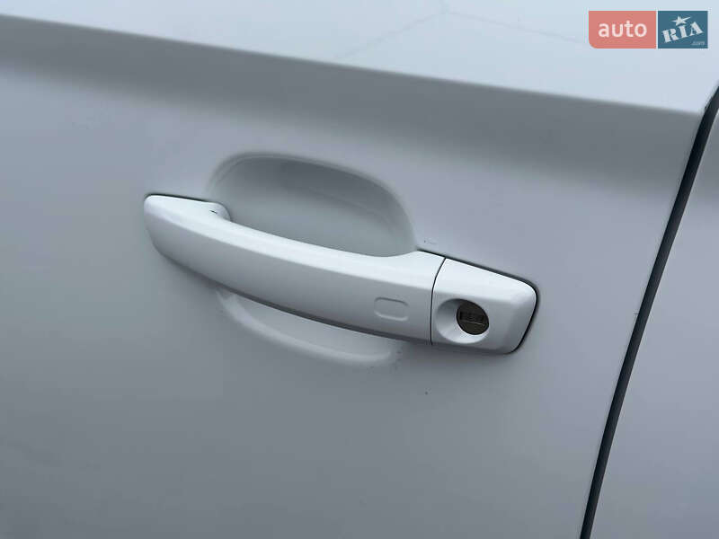 Седан Audi A3 2015 в Дніпрі фото 33 Седан Audi A3 2015 в Дніпрі