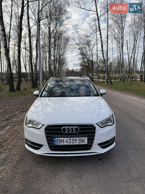 Хэтчбек Audi A3 2016 в Ахтырке