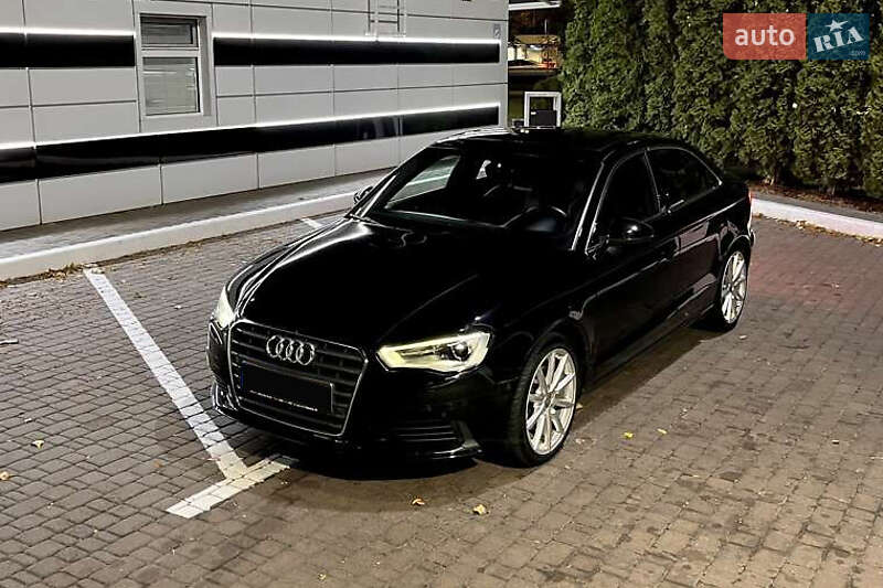 Седан Audi A3 2015 в Києві