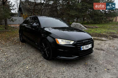 Седан Audi A3 2015 в Дніпрі
