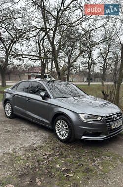 Седан Audi A3 2016 в Новомосковске