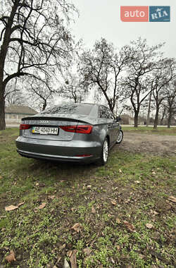Седан Audi A3 2016 в Новомосковске