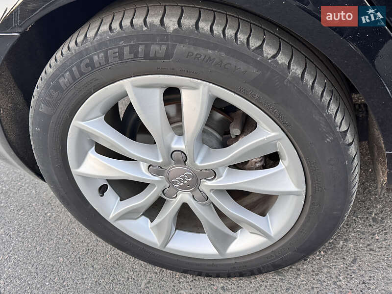 Хэтчбек Audi A3 2011 в Смеле