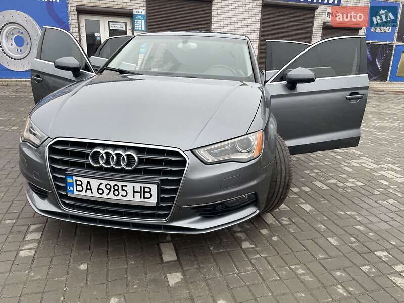 Седан Audi A3 2014 в Умани