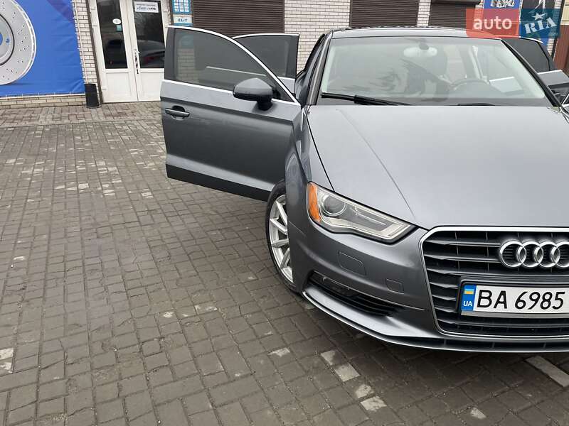 Седан Audi A3 2014 в Умани
