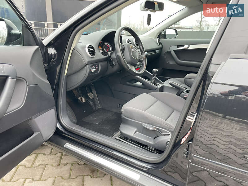 Хэтчбек Audi A3 2011 в Львове фото 12 Хэтчбек Audi A3 2011 в Львове
