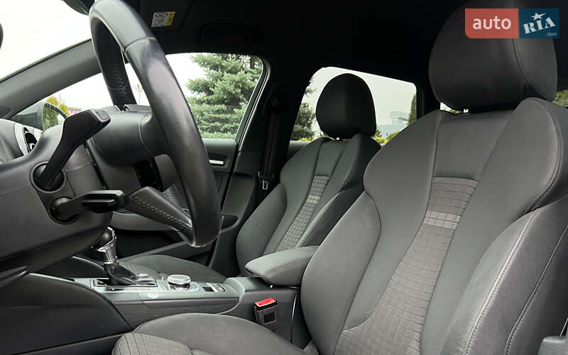 Хэтчбек Audi A3 2018 в Львове