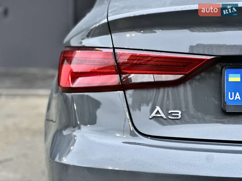 Седан Audi A3 2018 в Киеве фото 18 Седан Audi A3 2018 в Киеве