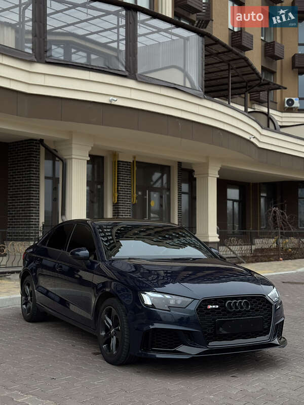 Седан Audi A3 2017 в Киеве фото Седан Audi A3 2017 в Киеве