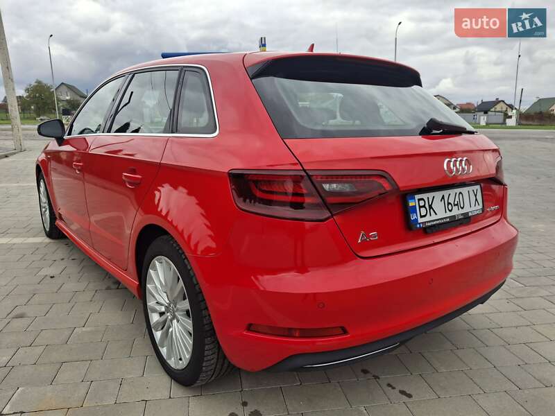 Хэтчбек Audi A3 2015 в Каменец-Подольском фото 7 Хэтчбек Audi A3 2015 в Каменец-Подольском