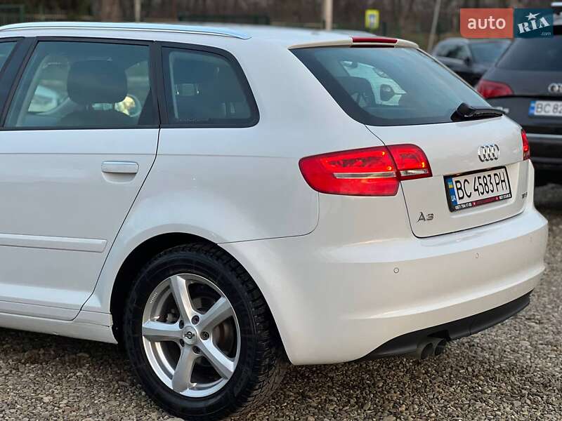 Хэтчбек Audi A3 2012 в Стрые фото 12 Хэтчбек Audi A3 2012 в Стрые