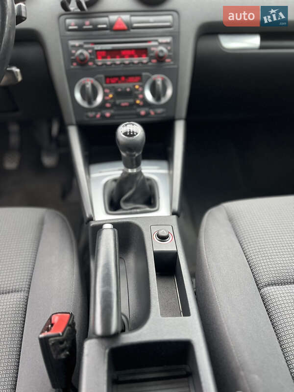 Хэтчбек Audi A3 2007 в Костополе фото 35 Хэтчбек Audi A3 2007 в Костополе
