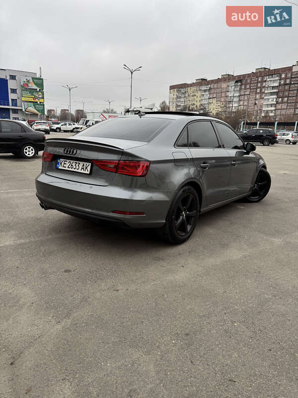 Седан Audi A3 2014 в Днепре