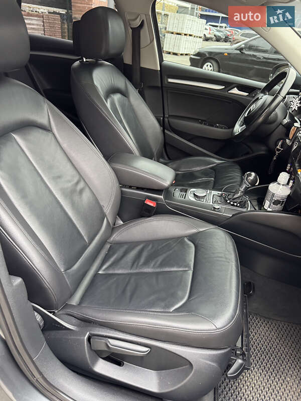 Седан Audi A3 2014 в Днепре
