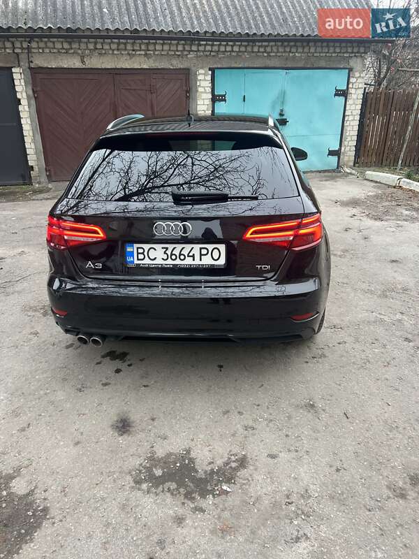 Хэтчбек Audi A3 2017 в Львове