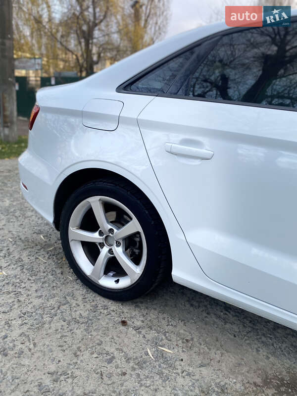 Седан Audi A3 2014 в Києві фото 6 Седан Audi A3 2014 в Києві