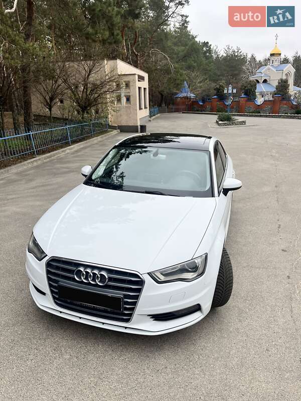 Седан Audi A3 2016 в Днепре фото 3 Седан Audi A3 2016 в Днепре