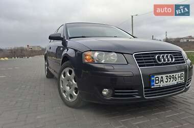 Хэтчбек Audi A3 2004 в Кропивницком