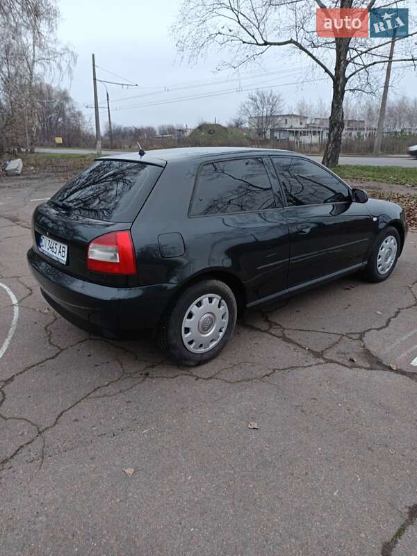 Хэтчбек Audi A3 2002 в Черкассах