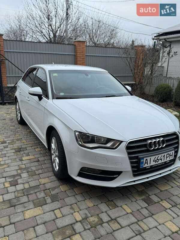 Хэтчбек Audi A3 2016 в Белой Церкви
