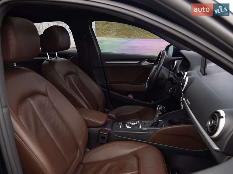 Седан Audi A3 2016 в Львове