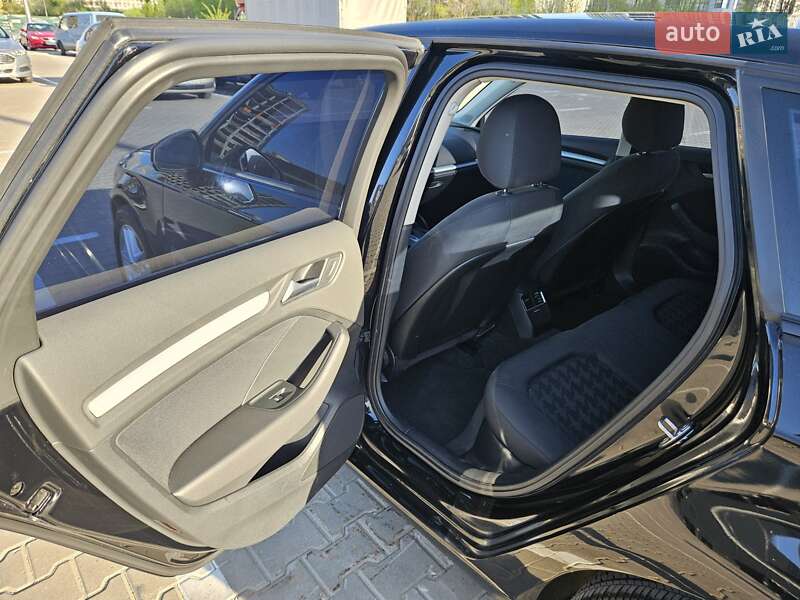 Хэтчбек Audi A3 2014 в Киеве фото 10 Хэтчбек Audi A3 2014 в Киеве